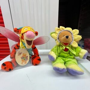 Set of 5, Winnie the Pooh & Tigger too!